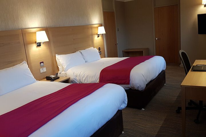 Room 7 of 62