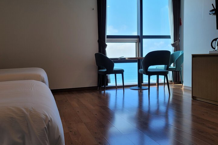 Room 55 of 66