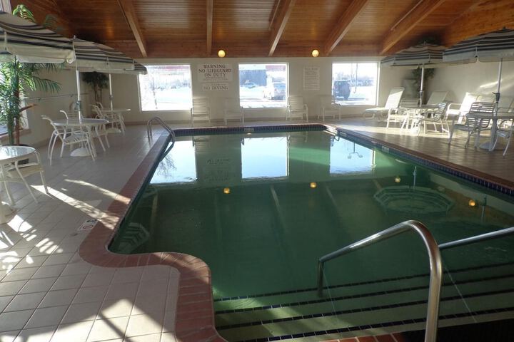 Pool 35 of 44