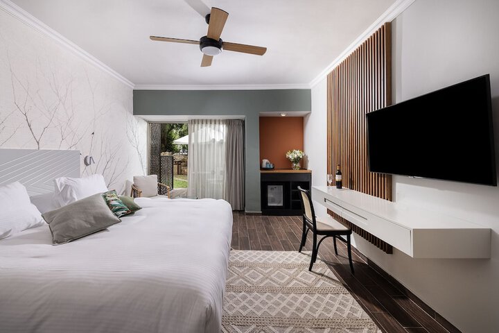 Room 12 of 64