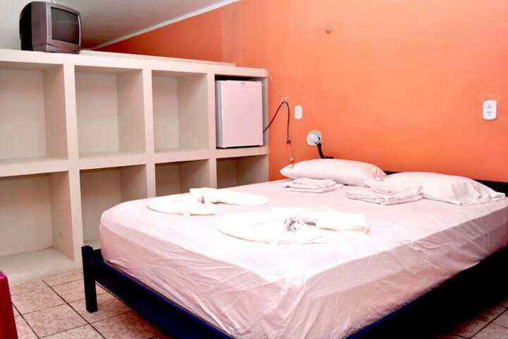 Room 2 of 13
