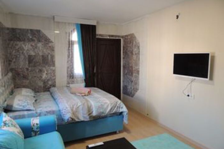 Room 21 of 53