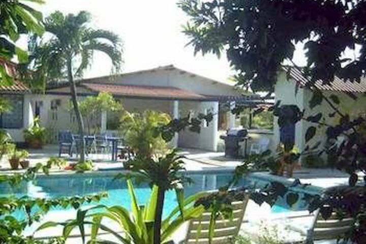 Pool 16 of 22