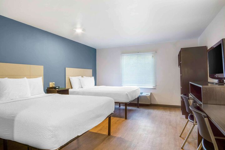 Standard Studio 1 Queen Bed (11 of 15)