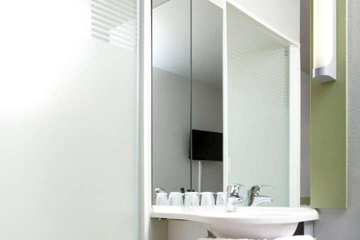 Room 14 of 21