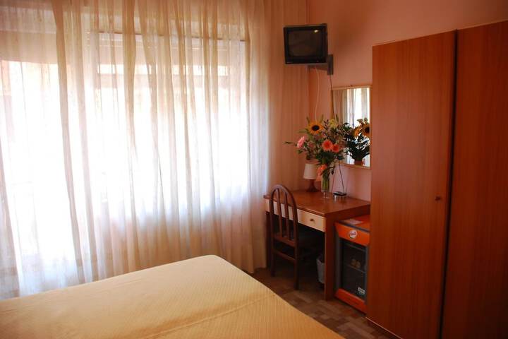 Room 19 of 42