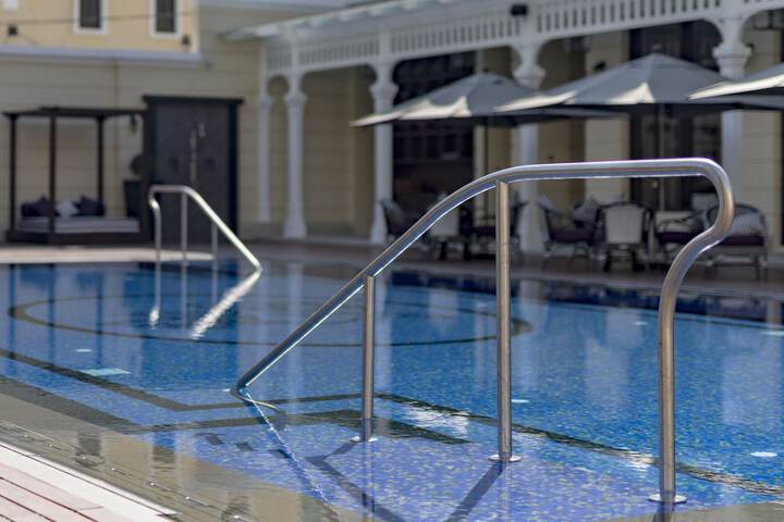 Pool 40 of 72