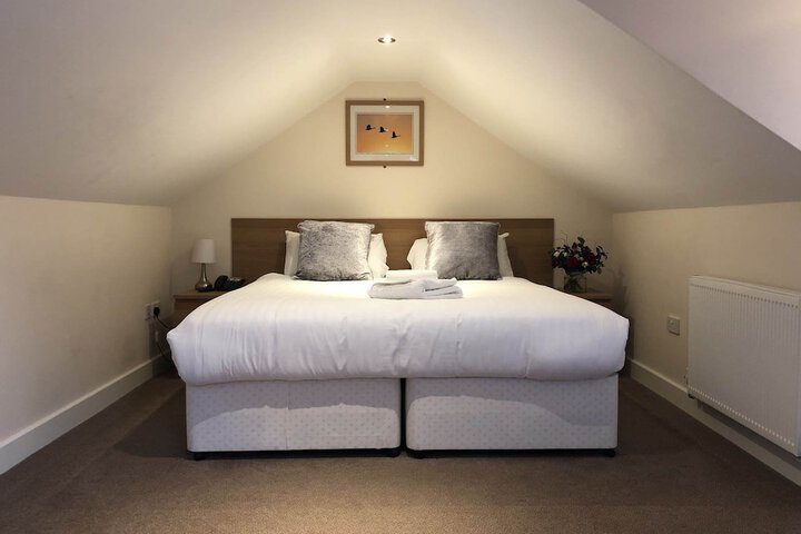 Room 9 of 31
