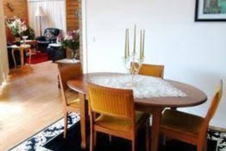 Hotel Exterior 11 of 23