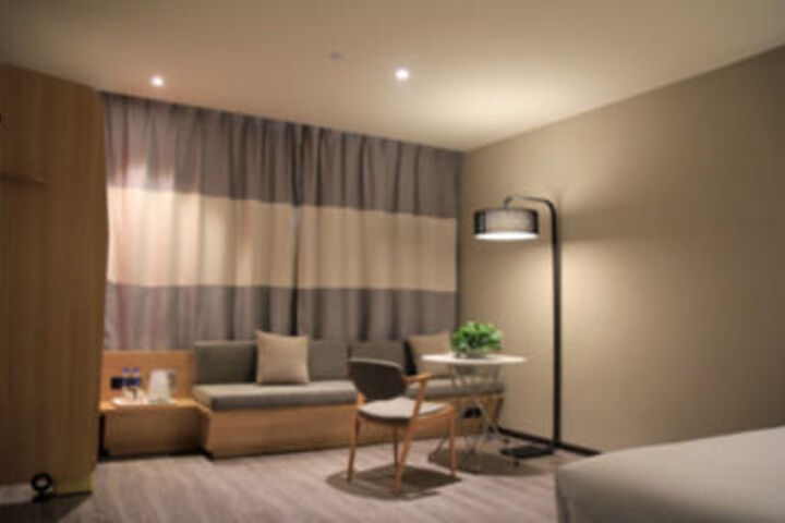 Room 55 of 79