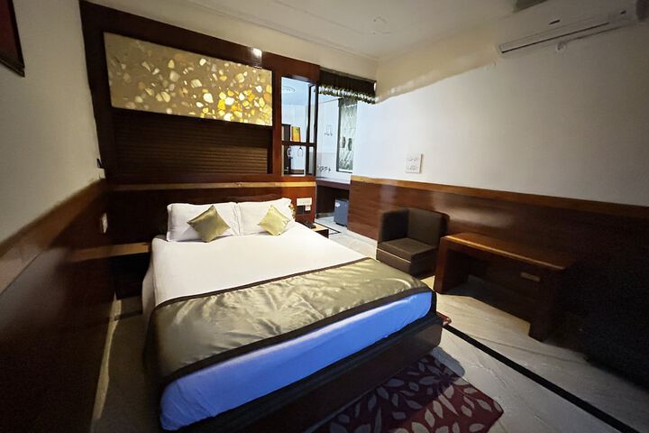 Room 19 of 75