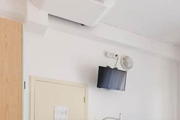 Room 12 of 26