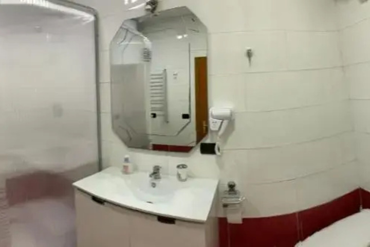 Room 14 of 14