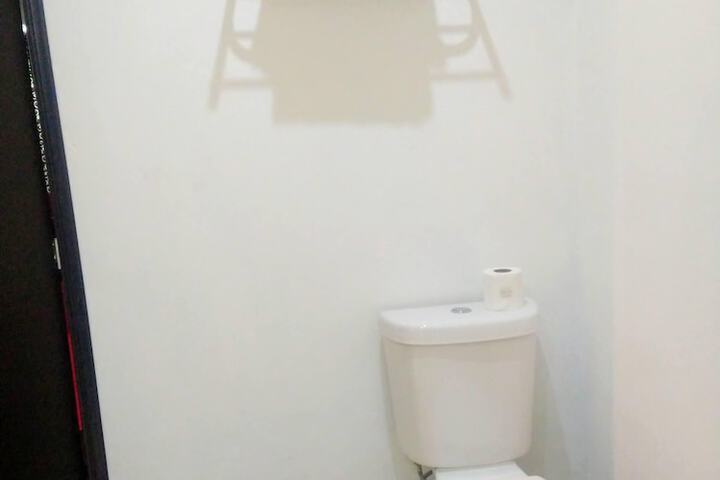 Room 15 of 22