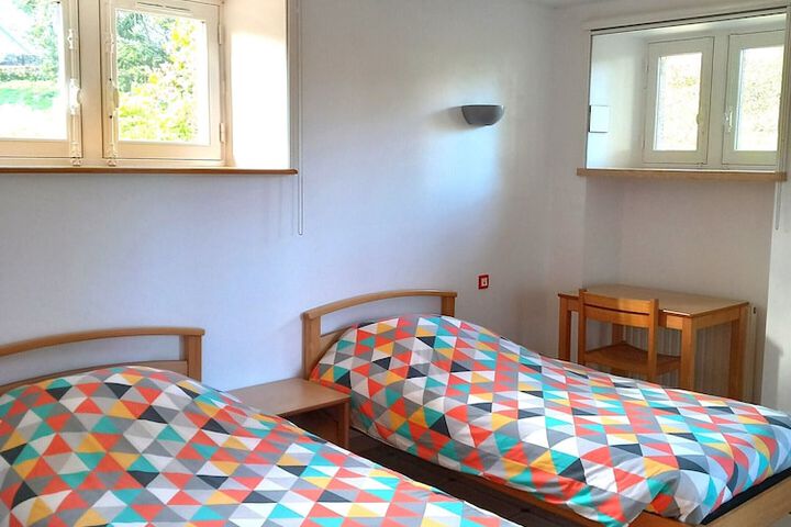 Room 9 of 64