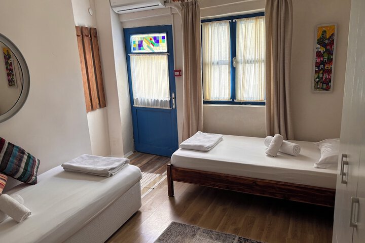 Room 21 of 73