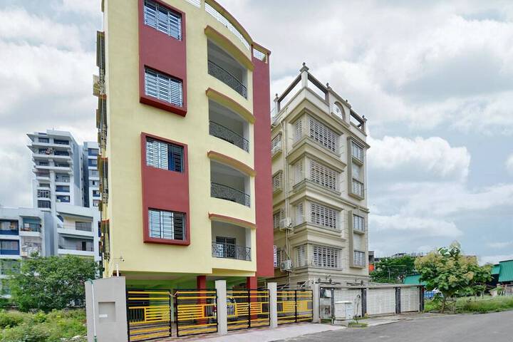 OYO 13600 NEWCASTLE INN