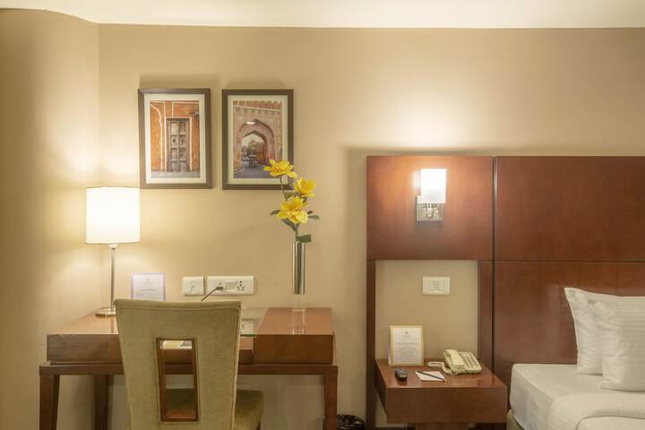 Room 21 of 66