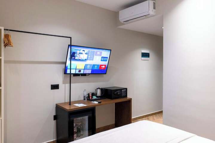 Room 132 of 265