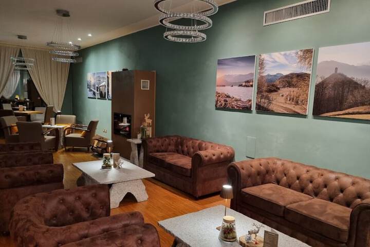 Hotel Interior 4 of 45