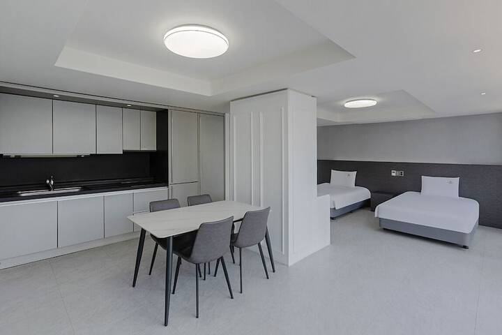 Room 88 of 124