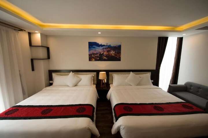 Room 17 of 52