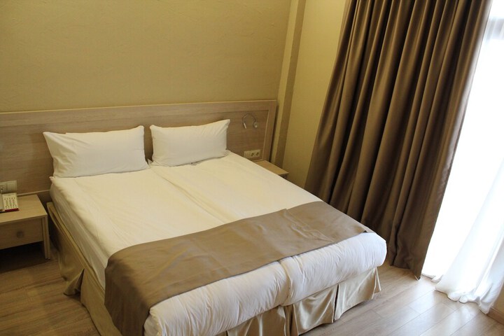 Room 20 of 113