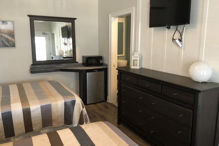 Room 7 of 74
