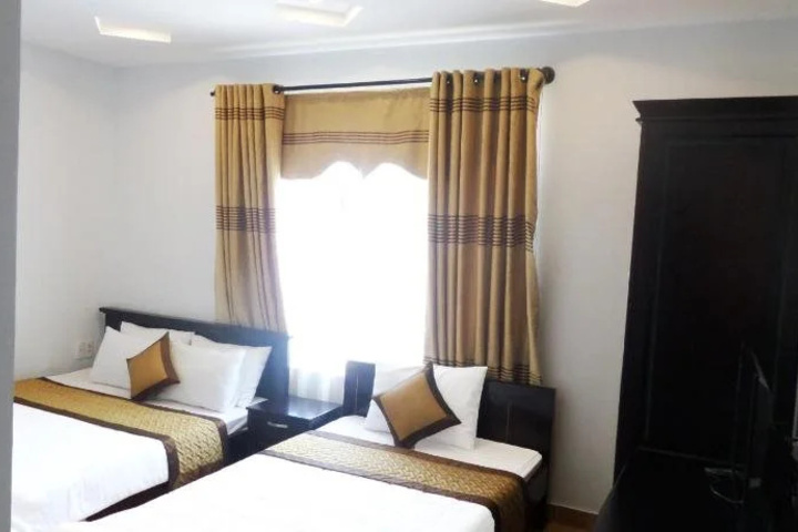 Room 7 of 20