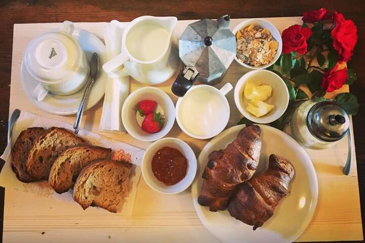 Breakfast/Coffee Service 30 of 33