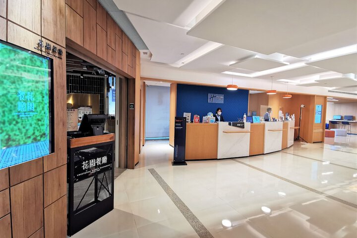 Hotel 58 of 74