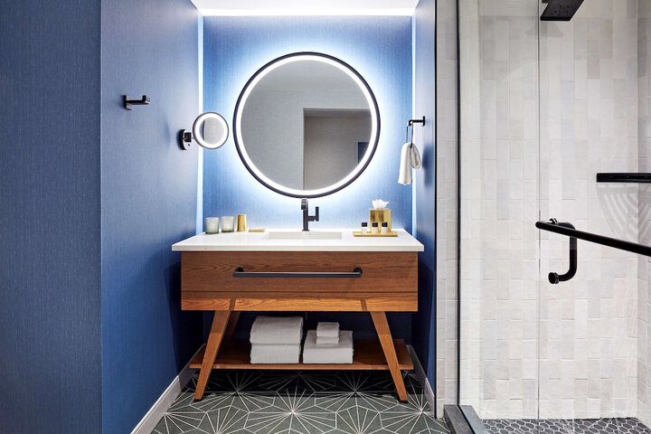 Bathroom shower