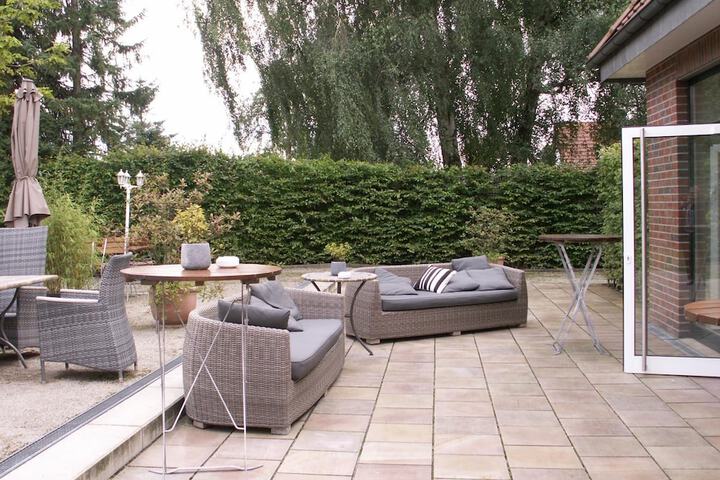 Terrace/Patio 14 of 34