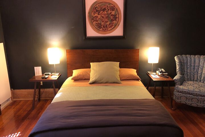 1 Queen Bed (22 of 99)