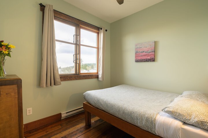 Room 2 of 14