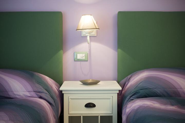 Room 20 of 49
