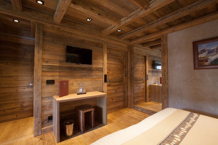 Room 13 of 75