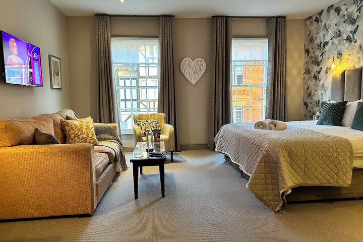 Room 30 of 64
