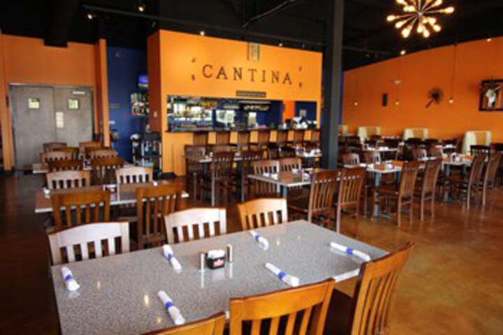 Dining 61 of 102