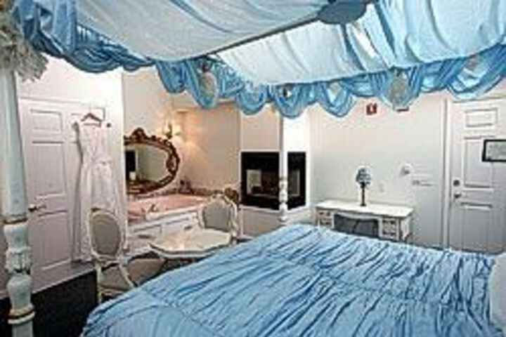Room 34 of 58