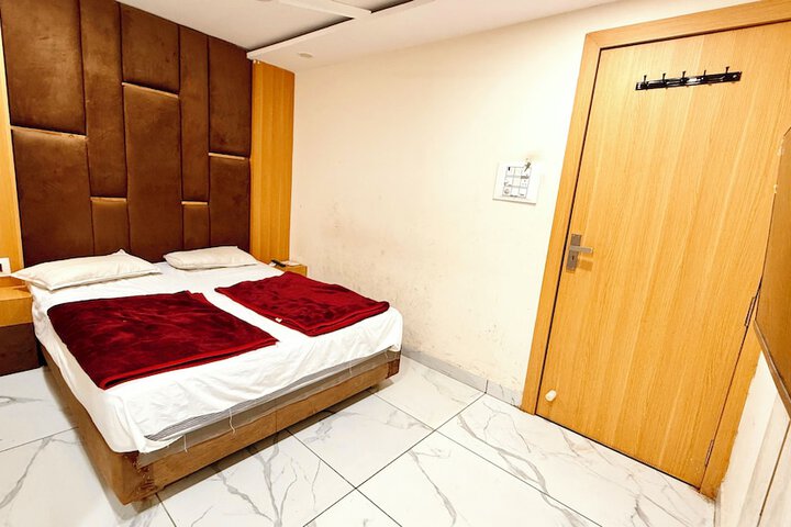 Hotel a Grand near All Main Places