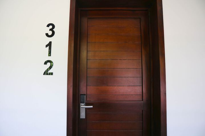 Ballroom/Hall 93 of 95