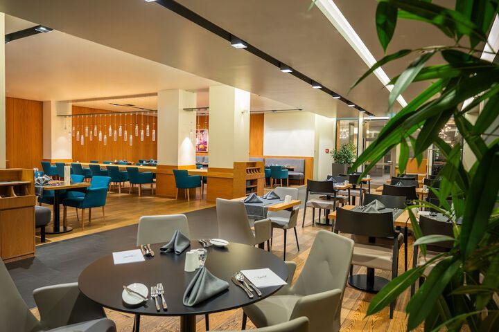 Dining 208 of 222
