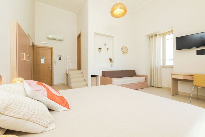 Room 10 of 49