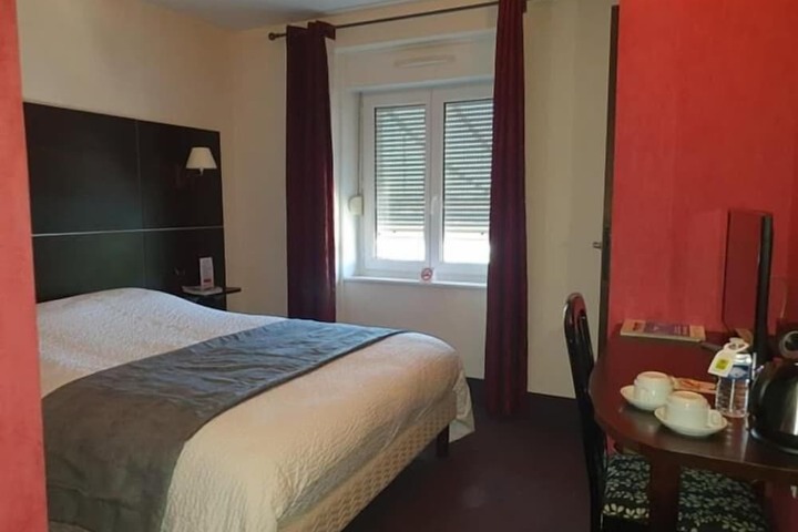 Room 2 of 54