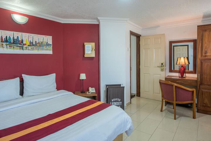 Room 10 of 49