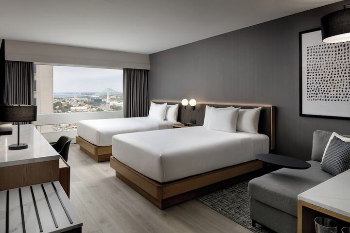 Room 7 of 25