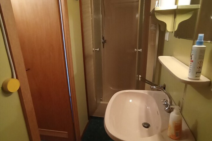Room 19 of 31