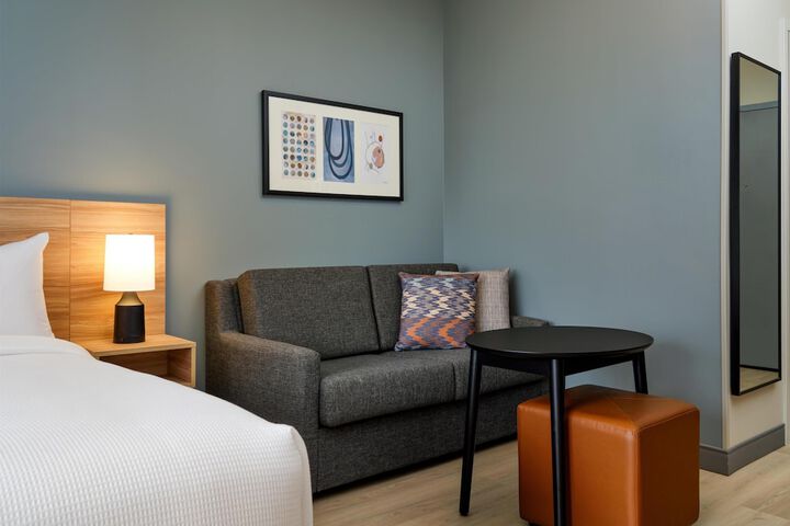 Room 11 of 31