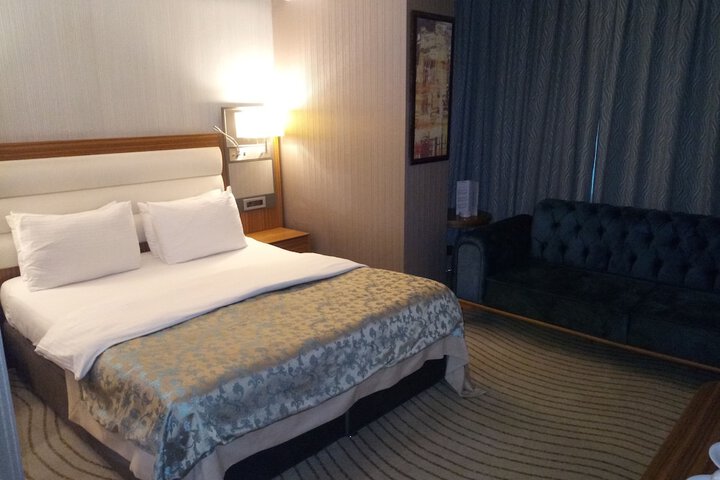 Room 17 of 50